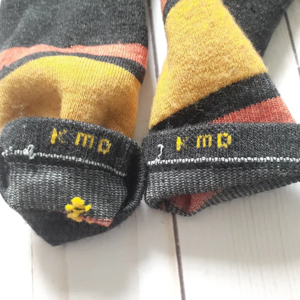 Smartwool Kid's Beanie & Wintersport Over The Calf Socks Black & Charcoal Size M